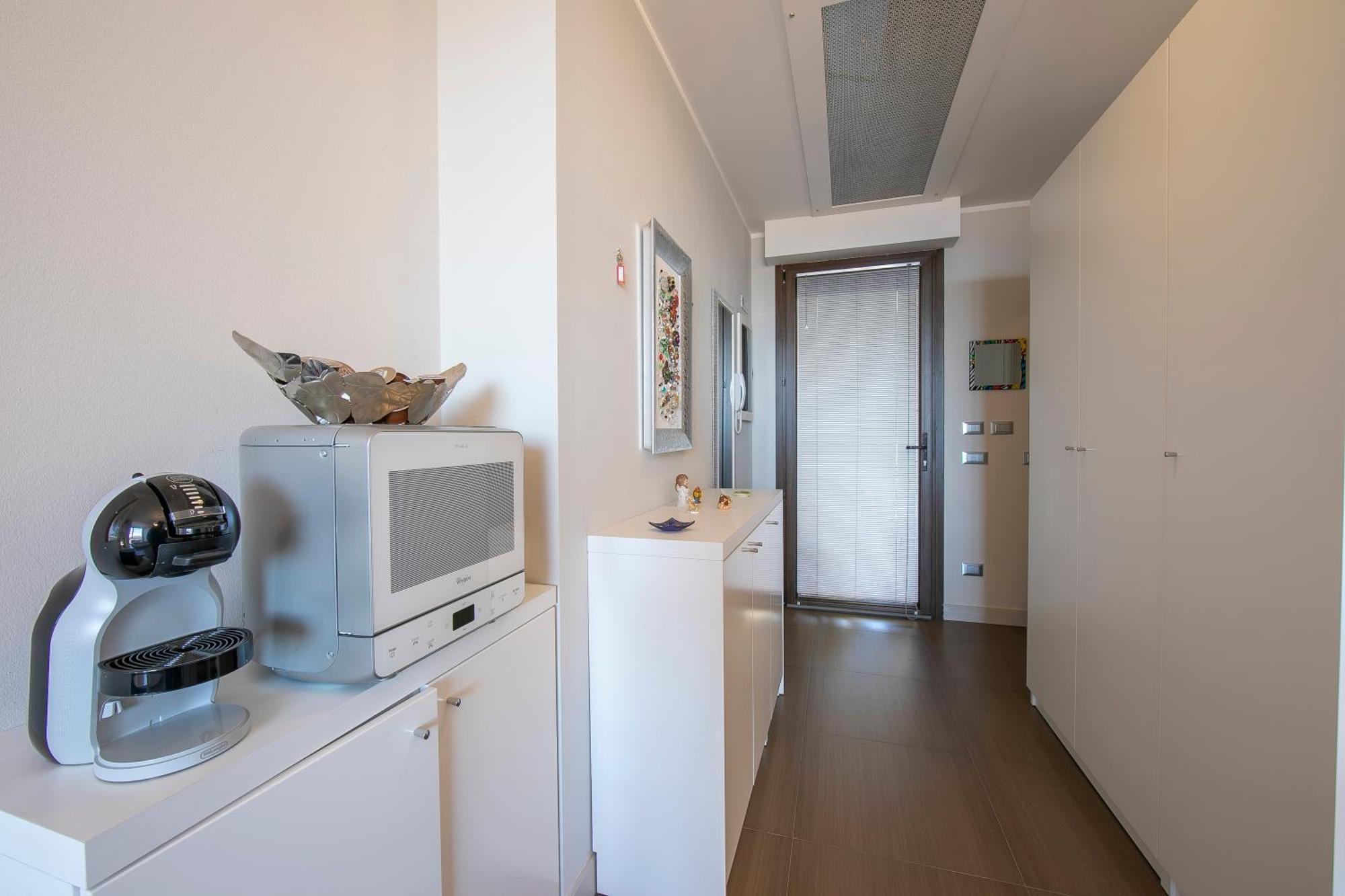 Suite On The Lake - Happy Rentals Meina Exterior photo